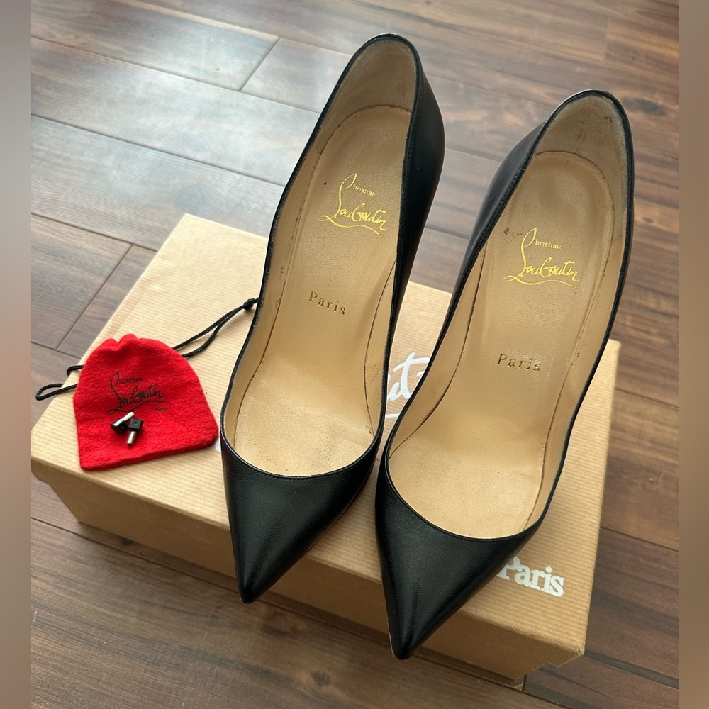 Christian Louboutin
Pigalle leather heels